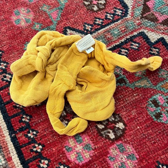 EllieFunDay GOLDEN MUSTARD PIGMENT KNOTTED Baby BOOTIE 6-12M - Picture 4 of 6